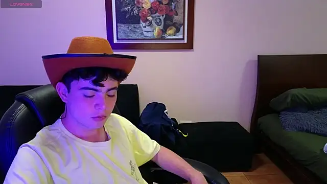 lukeboyce33 online show from February 2026 11:31:02 PM