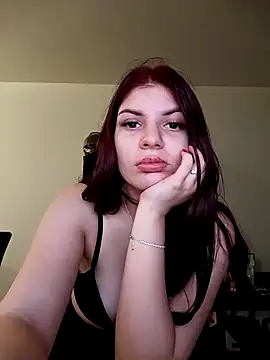 MeCherryy online show from March 2026 12:28:01 PM