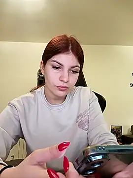 MeCherryy online show from April 2026 03:21:02 PM