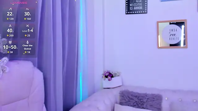 Pretty Johnson  online show from December 2025 11:40:02 AM