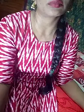 Snapshot of Shalini_telugu09 chatting on October 2025 03:49:01 PM Shalini telugu09 online show from October 2025 03:49:01 PM