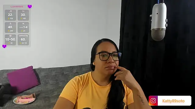 Snapshot of Kattysoto chatting on September 2025 01:38:02 AM Kattysoto online show from September 2025 01:38:02 AM
