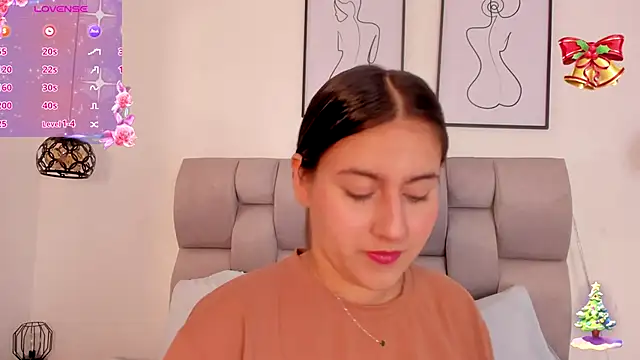 Hanna Evans   online show from November 2025 12:42:01 PM