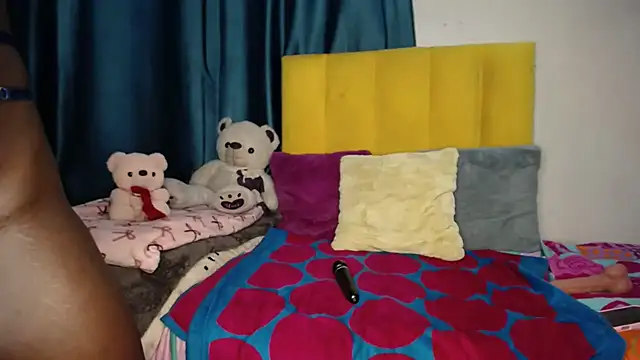 Snapshot of blackrose001 chatting on October 2025 03:11:02 PM blackrose001 online show from October 2025 03:11:02 PM