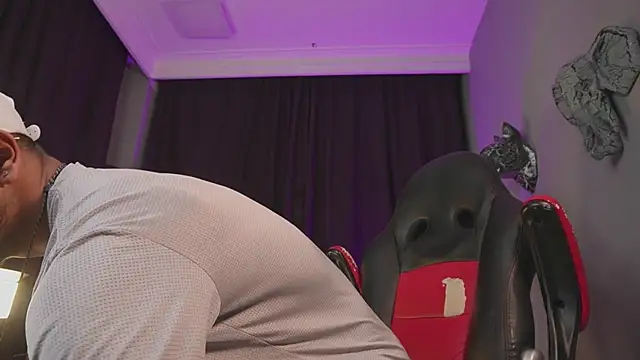 Colstorw  online show from December 2025 10:02:02 AM