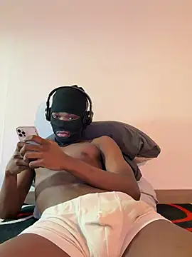 Renoirmonter online show from April 2026 10:00:02 PM