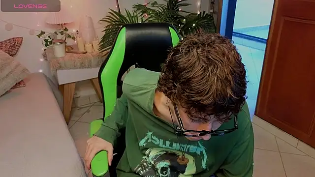 Matty Sparkk online show from June 2026 01:09:02 PM