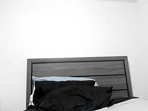 peachgoddess online show from September 2025 03:40:01 AM