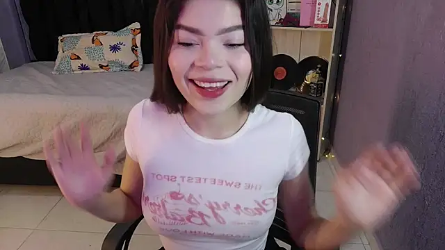 sweet c4ndy online show from December 2025 02:54:01 PM