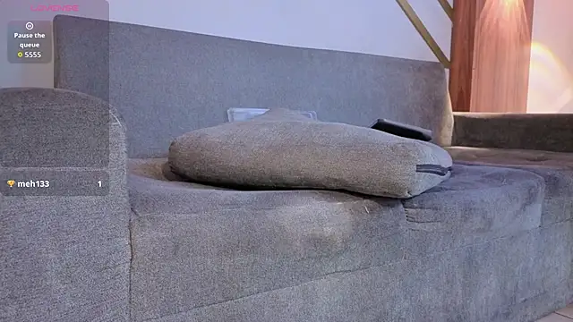 Snapshot of mia_gatess chatting on September 2025 08:19:01 PM mia gatess online show from September 2025 08:19:01 PM