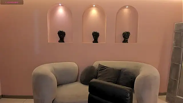 Snapshot of MaiaCollins chatting on January 2026 11:23:01 AM MaiaCollins online show from January 2026 11:23:01 AM