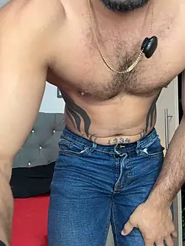 Maximiliano ford online show from December 2025 10:32:02 AM