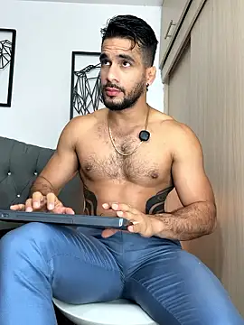 Maximiliano ford online show from January 2026 10:50:01 AM