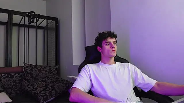 Brad Holloway online show from November 2025 05:56:02 PM