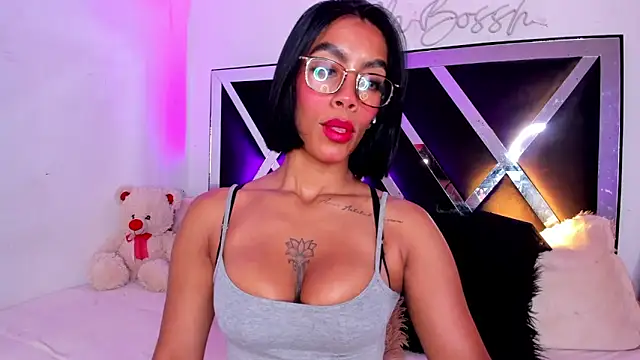 Fiorella-Bossh online show from October 2025 04:00:02 AM