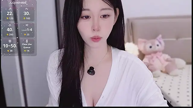 Snapshot of Yoyuyuy chatting on November 2025 12:21:01 AM Yoyuyuy online show from November 2025 12:21:01 AM