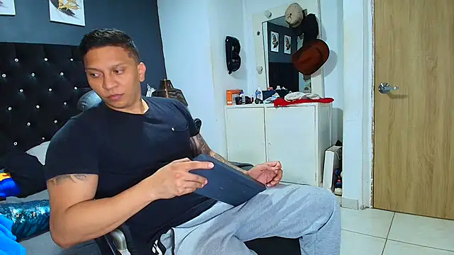 ethan dalton  online show from March 2026 03:23:01 AM