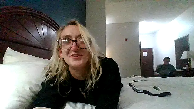 Snapshot of Kittaekatt chatting on February 2026 10:54:01 AM Kittaekatt online show from February 2026 10:54:01 AM