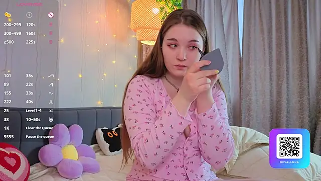 ConstanceHelms online show from April 2026 05:08:02 AM