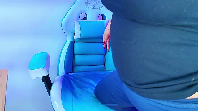 Lia adamsss online show from February 2026 03:47:02 AM