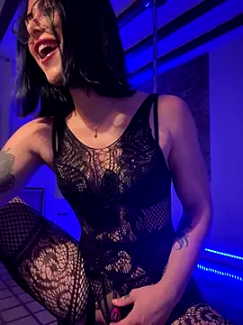 Snapshot of missninasparkle chatting on September 2025 08:20:02 PM missninasparkle online show from September 2025 08:20:02 PM