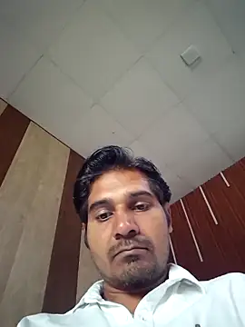 johnny8731 online show from March 2026 04:16:01 AM