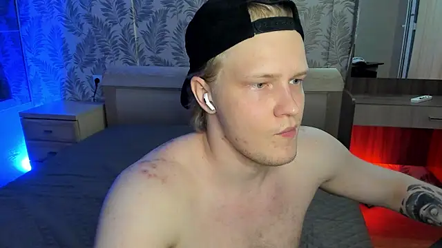 Snapshot of Cactus__James chatting on July 2026 10:44:02 PM Cactus James online show from July 2026 10:44:02 PM