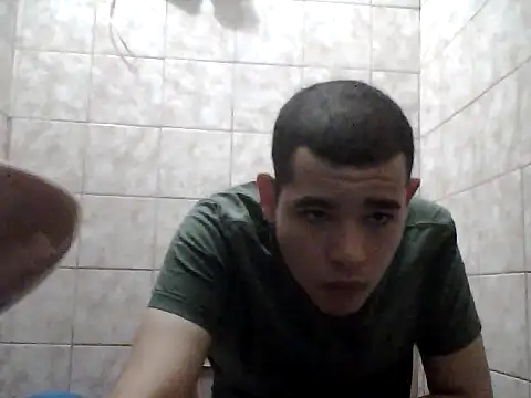 Snapshot of 7C2V chatting on February 2026 05:18:02 PM 7C2V online show from February 2026 05:18:02 PM