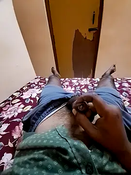 Snapshot of hot_integer chatting on October 2025 01:02:02 AM hot integer online show from October 2025 01:02:02 AM