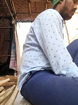 Snapshot of hot_integer chatting on November 2025 03:31:01 AM hot integer online show from November 2025 03:31:01 AM