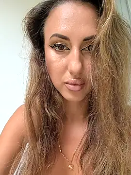 Brilliant-Splashes online show from November 2025 02:32:01 AM