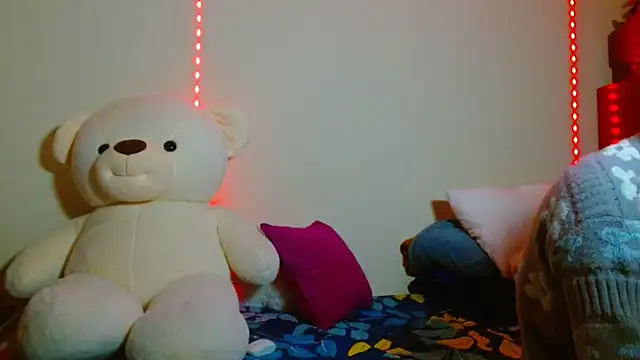 Snapshot of meganxox25 chatting on October 2025 02:03:02 AM meganxox25 online show from October 2025 02:03:02 AM