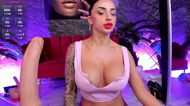 IzabelaTessa online show from July 2026 07:34:01 PM