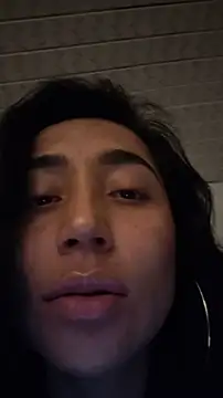 Elowyn online show from November 2025 01:37:01 AM