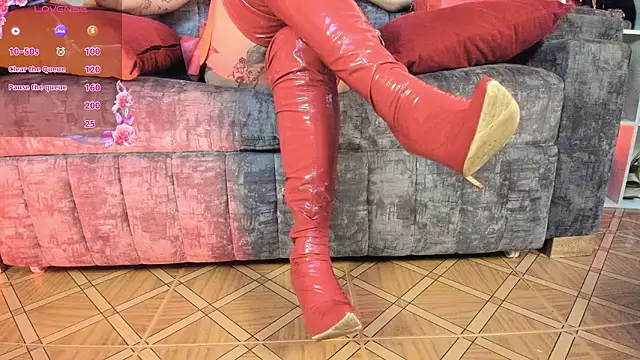 Snapshot of _LuanaDabbraccio chatting on February 2026 03:43:02 PM LuanaDabbraccio online show from February 2026 03:43:02 PM