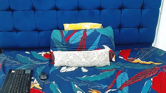 AriesCake online show from February 2026 07:10:02 AM