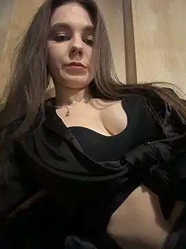 MilaBee online show from February 2026 10:55:01 AM