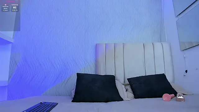 juliana luque online show from November 2025 12:15:01 PM