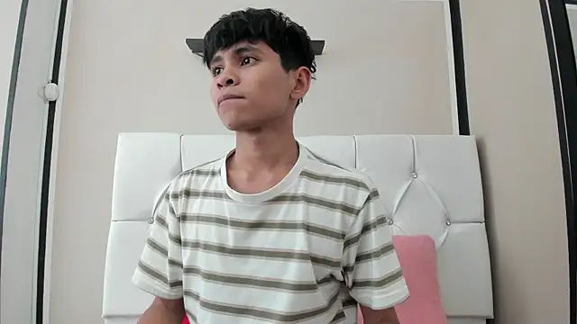 Ethan Westt online show from September 2025 08:55:02 PM