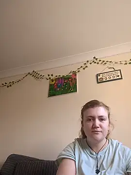 Snapshot of ShereeJenkins chatting on March 2025 12:03:01 PM ShereeJenkins online show from March 2025 12:03:01 PM