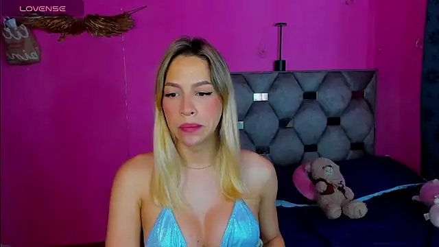 Snapshot of hanna_tss chatting on February 2026 10:42:02 AM hanna tss online show from February 2026 10:42:02 AM