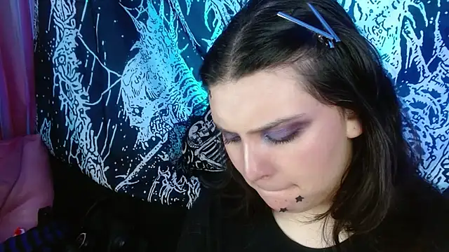 mikaskullcs online show from October 2025 09:26:02 PM