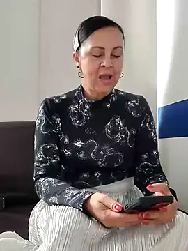 Amadamilf1980 online show from April 2026 02:31:01 PM