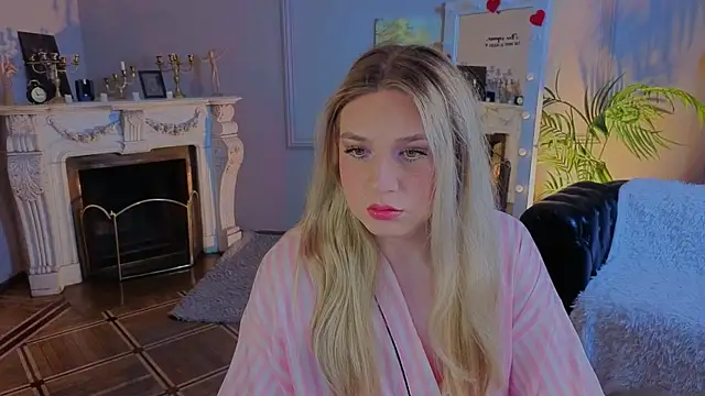 Jes Solar online show from April 2026 10:21:02 PM