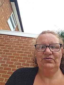 MissQueenBeex online show from June 2026 07:16:02 AM