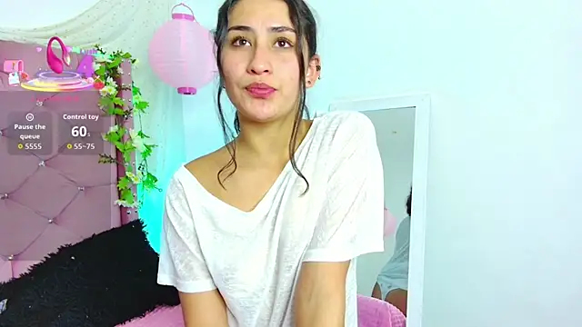 kity x online show from December 2025 07:00:01 PM