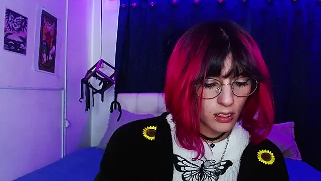 goth minerva online show from November 2025 01:31:01 PM