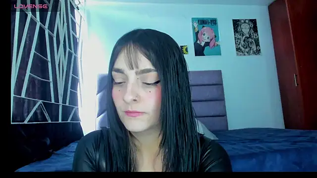 Snapshot of KARINNA__RAVEN chatting on June 2026 10:12:01 PM KARINNA RAVEN online show from June 2026 10:12:01 PM