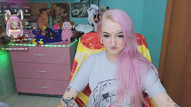 Manuela unicorn online show from September 2025 04:07:01 PM