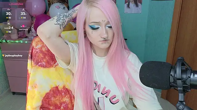 Manuela unicorn online show from December 2025 08:16:02 PM